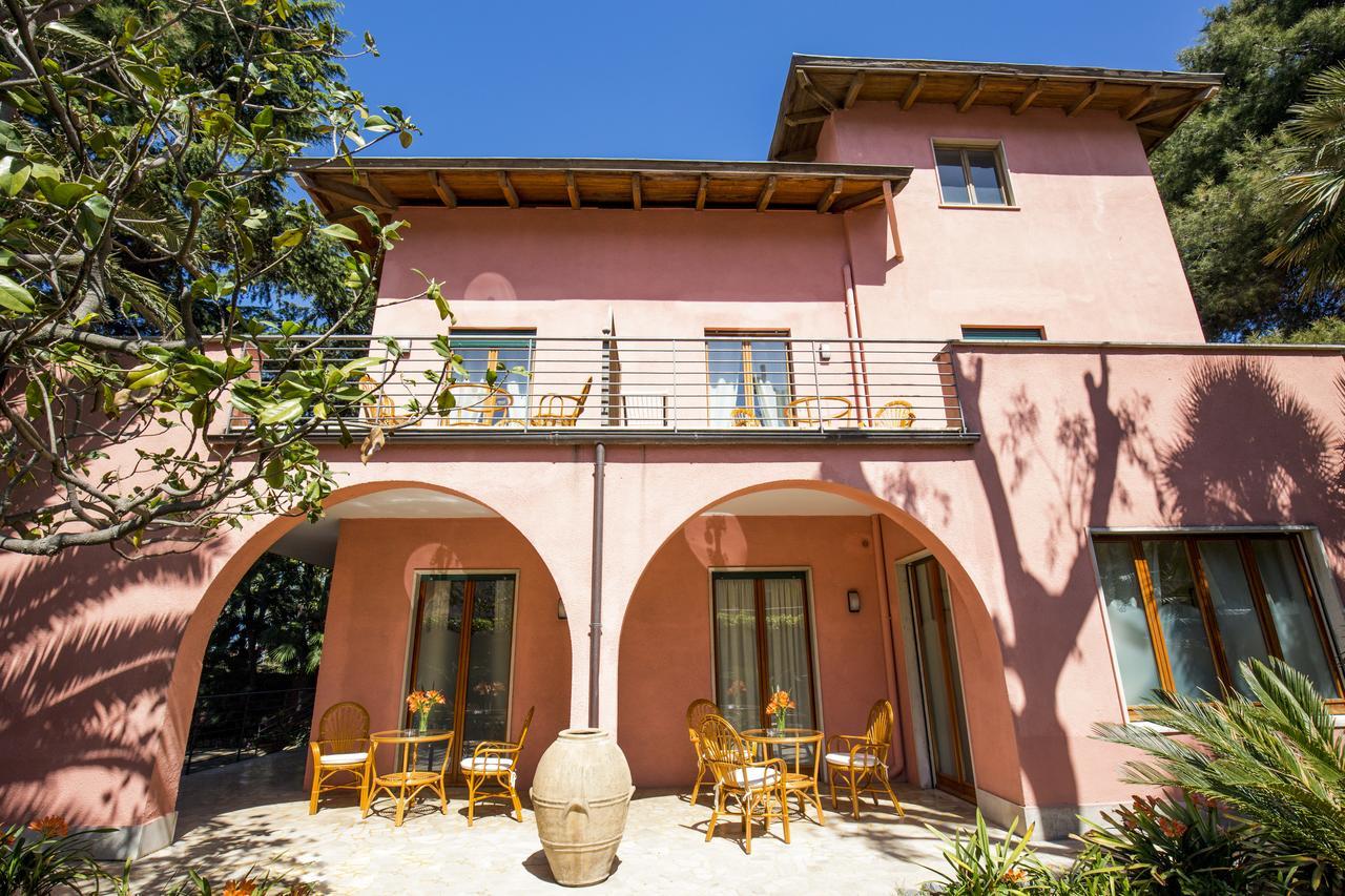 Apartahotel Rosa